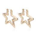 Retro outline five-pointed star simple earrings, personality exaggerated star-shaped hollow earrings